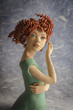 mujer con melena al viento