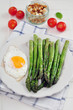 Foto: Grüner Spargel mit Ei Grüner Spargel mit Ei