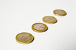 cuatro monedas de un euro