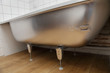 baignoire montée sur piétement