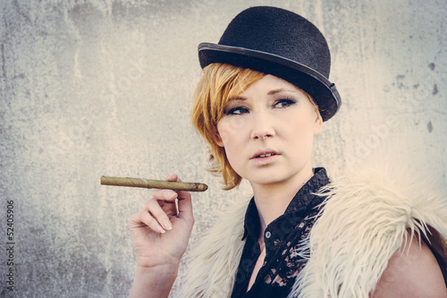 Photo: fashion model posing outdoor in a rural setting fashion model posing outdoor in a rural setting