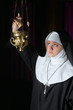 Foto: Incense burning nun Incense burning nun