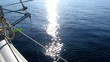 Sonne beim Segeln auf einem Katamaran - Meer als Video