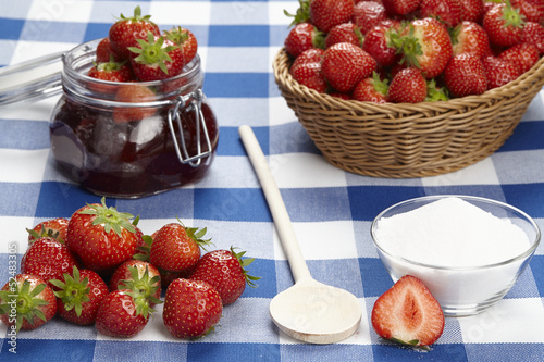 Photo: Erdbeermarmelade einkochen Erdbeermarmelade einkochen