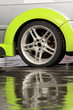 im Regen Auto fahren