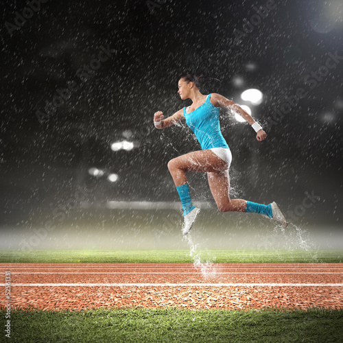 Photo: Sport young woman Sport young woman