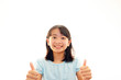 ガッツポーズの女の子