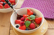Müsli mit frischem Obst