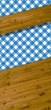 Tischdecke blau-weiß plus Holzbrett als Hintergrund für Text