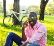 Foto: Young happy smiling african american Young happy smiling african american