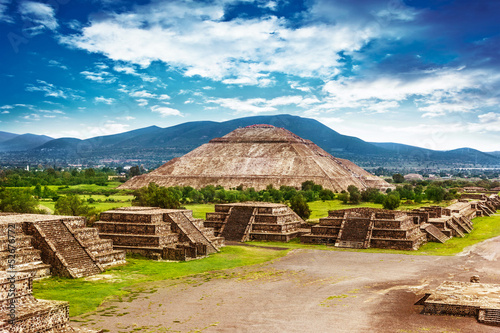 Piramidy w Meksyku