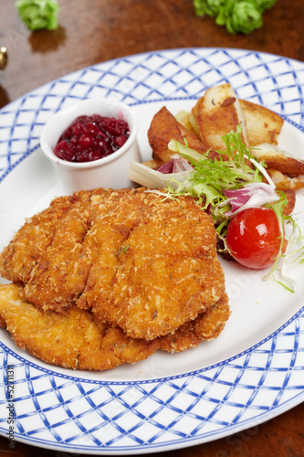 Photo: Schnitzel with salad Schnitzel with salad