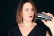Frau im Kleid