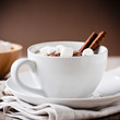 heißer kakao mit marshmallows