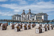 Seebrücke Sellin mit Strand und Strandkörben