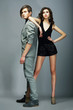 사진:Lifestyle. Well-dressed Couple Fashion Models. Stylishness Lifestyle. Well-dressed Couple Fashion Models. Stylishness