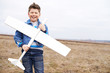 Foto: Boy with toy Boy with toy
