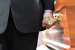 Foto: coffin bearer carrying casket at funeral coffin bearer carrying casket at funeral