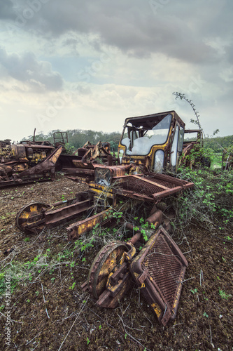 Photo: tractor wreck tractor wreck