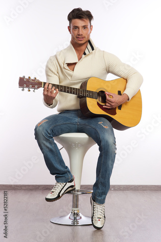 Photo: lefty guitar player lefty guitar player