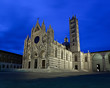 Photo: Il Duomo di Siena all'imbrunire Il Duomo di Siena all'imbrunire