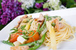 Buntes Sommergemüse mit Linguine