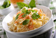 pasta farfalle con salmone e basilico