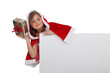 Foto: Little girl in festive outfit Little girl in festive outfit