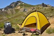 夏山のテントキャンプ