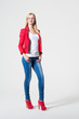 canvas print picture - junge Frau posiert im Studio