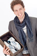 Photo: mann mit schuhen mann mit schuhen