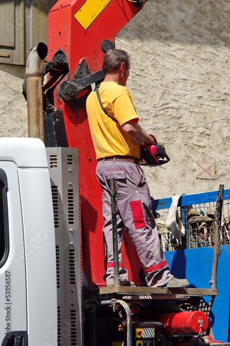 Photo: conducteur de camion-grue conducteur de camion-grue