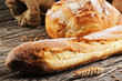 Foto: Freshly baked traditional French bread Freshly baked traditional French bread