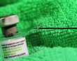 vaccination,flacon,seringue et aiguille,acte médical