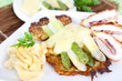Foto: Cordon Bleu mit buntem Spargel auf Rösti Cordon Bleu mit buntem Spargel auf Rösti