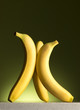 Foto: Bananas on green background Bananas on green background