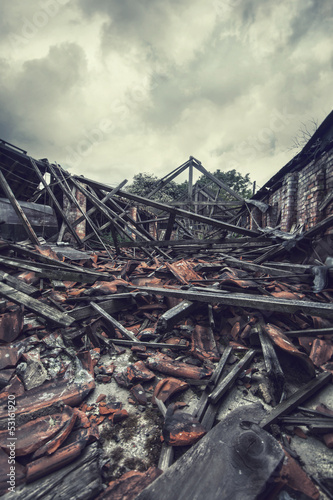 Photo: building collapsed building collapsed