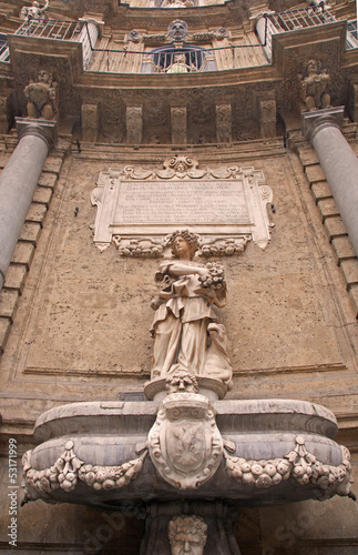 Photo: Palermo - fountain from Quatro canti corso Palermo - fountain from Quatro canti corso