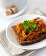 Wholegrain bread with vegetables