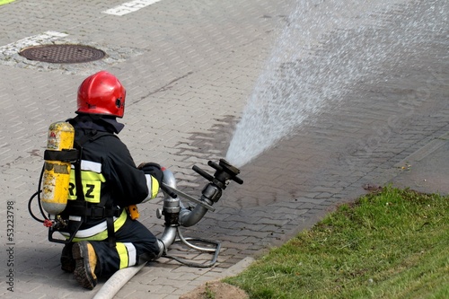Photo: firefighter firefighter