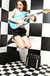 Frau mit Gitarre