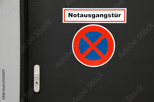 Photo: Notausgangstür Notausgangstür