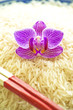 Photo: Basmati Reis mit Orchideenblüte Basmati Reis mit Orchideenblüte