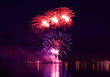 Foto: Colorful firework in a night sky Colorful firework in a night sky