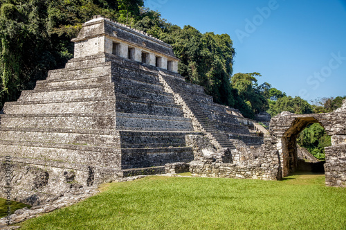 Photo: temple de palenque 4 vue de haut temple de palenque 4 vue de haut