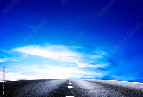 Photo: la strada cerso il cielo la strada cerso il cielo