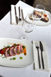 Foto: Poisson, thon, saint-pierre, légumes, service, couverts Poisson, thon, saint-pierre, légumes, service, couverts