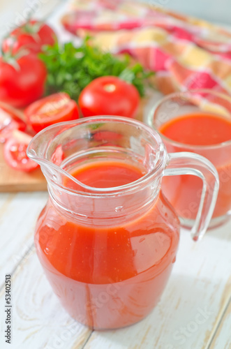 Photo: tomato juice tomato juice