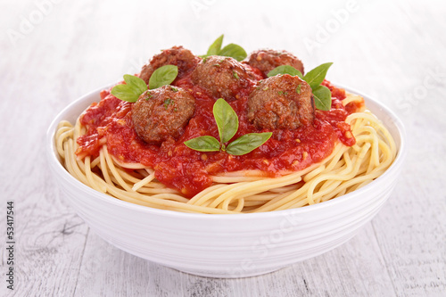 Photo: spaghetti, meatballs and tomato sauce spaghetti, meatballs and tomato sauce