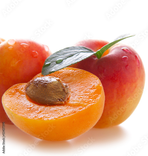 Photo: Fresh apricots. Fresh apricots.